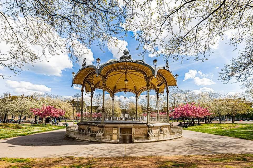 Rempart Tivoli Coeur De Ville Дижон Екстериор снимка